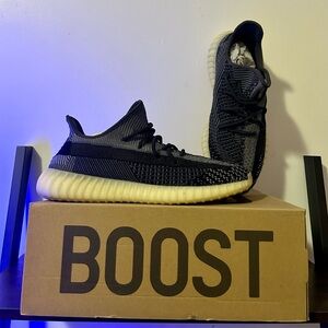 Yeezy Boost 350 V2 | Color ASRIEL